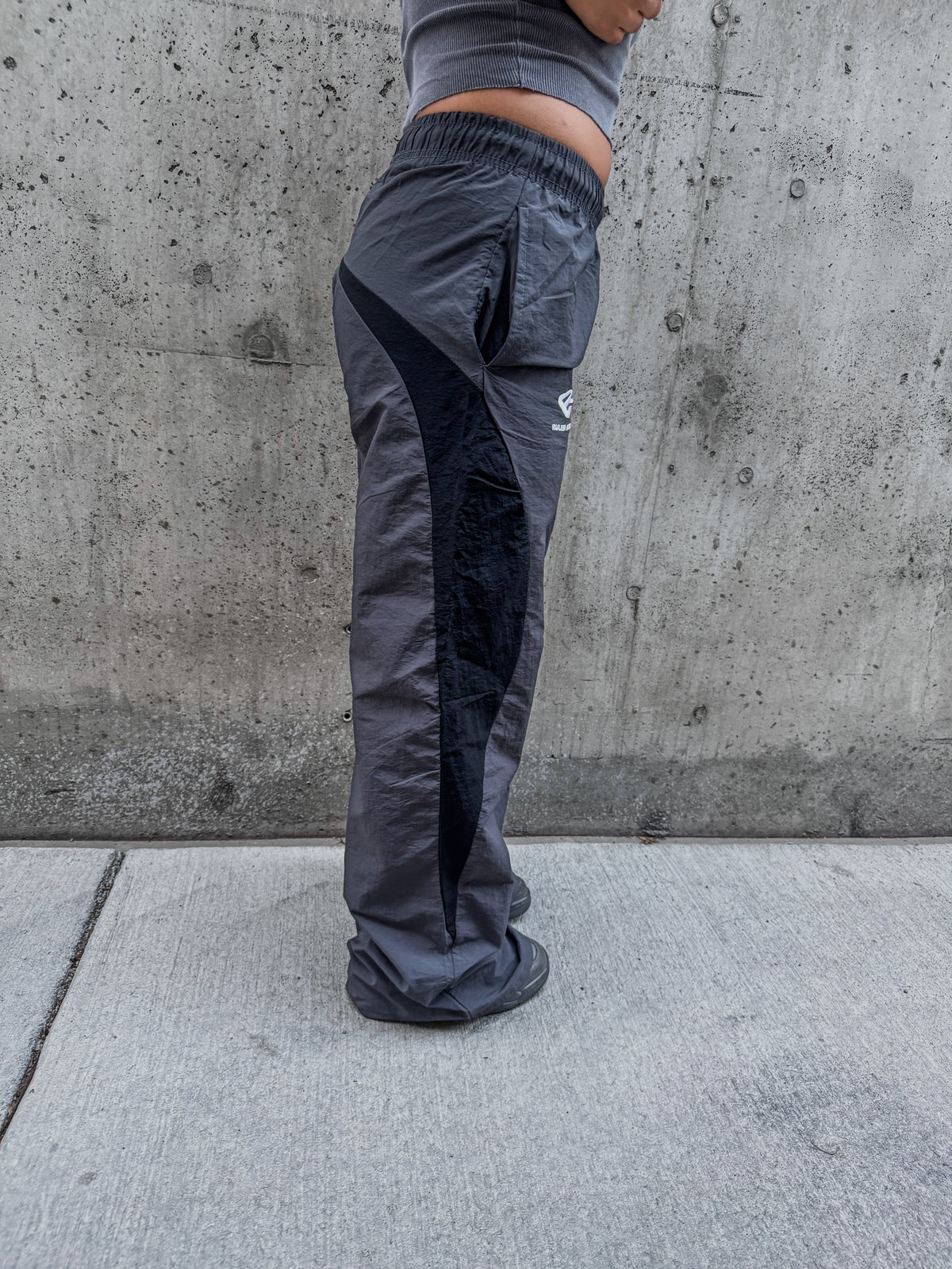 Ashbourne Ruler-09 track pants